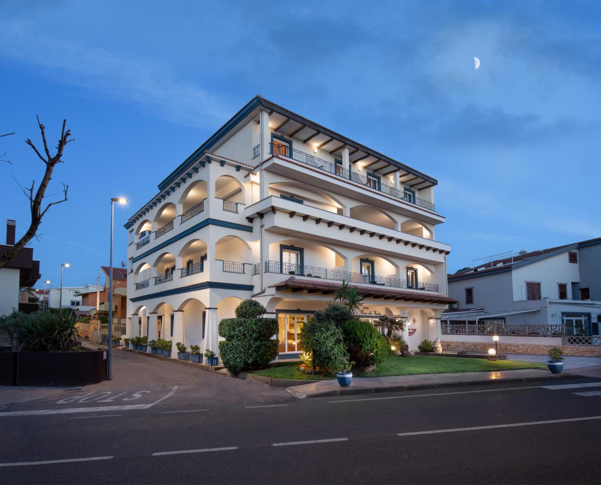 Hotel Rosa Dei Venti Castelsardo Exteriör bild