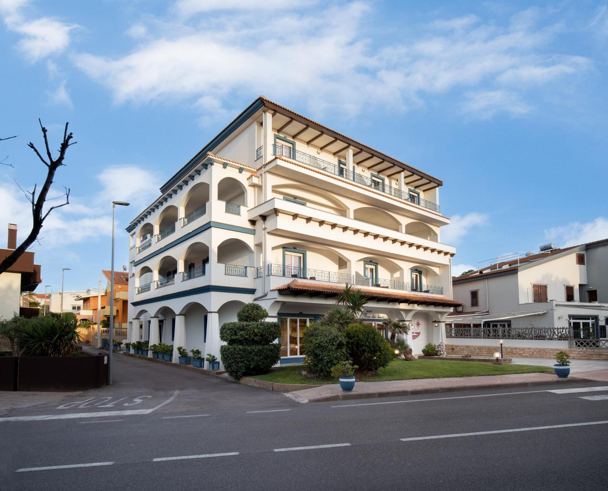 Hotel Rosa Dei Venti Castelsardo Exteriör bild