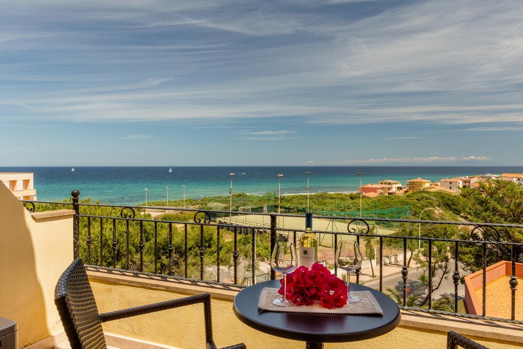Hotel Rosa Dei Venti Castelsardo Exteriör bild