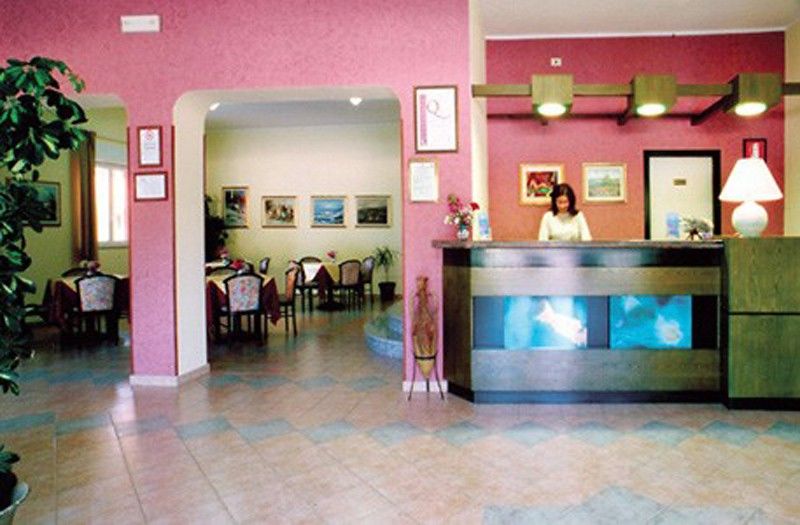 Hotel Rosa Dei Venti Castelsardo Exteriör bild
